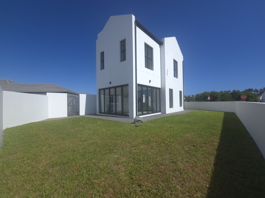 3 Bedroom Property for Sale in Shelley Point Western Cape